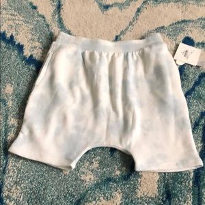 Light blue and white tie dye stem shorts